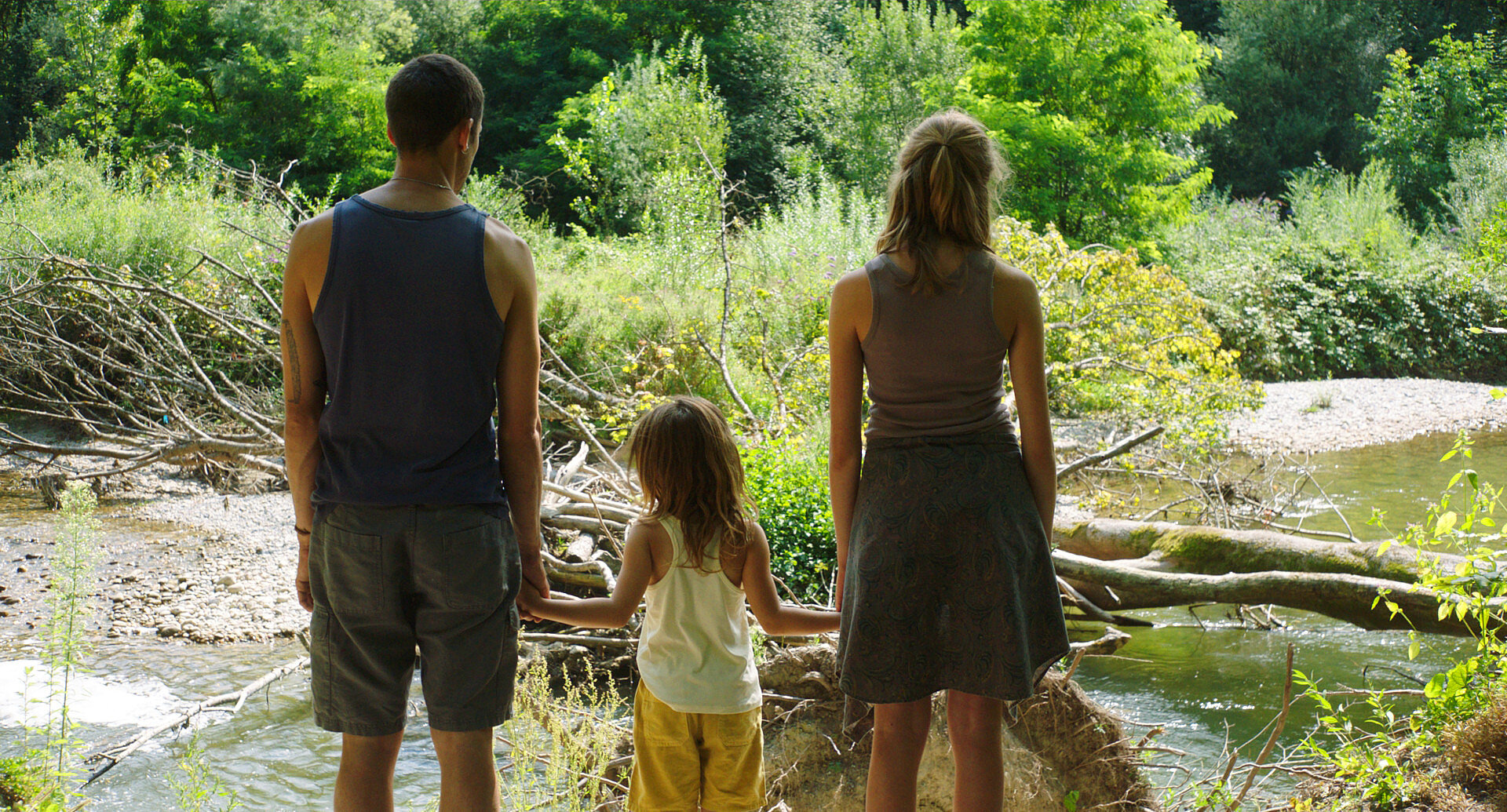 L'AMOUR DU MONDE L'AMOUR DU MONDE